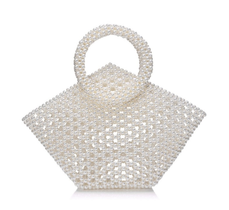 Élégance Nacrée - L e sac Orné de perle
