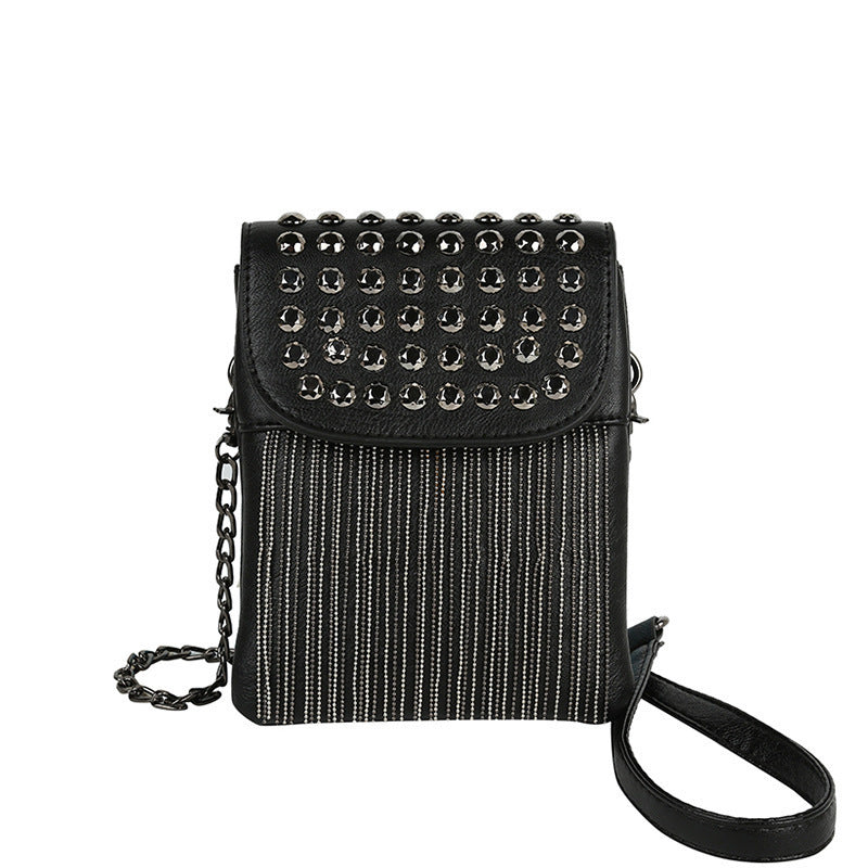 Sac à Chaîne Rebel – Clous & Franges Glamrock